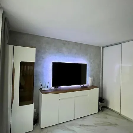 Slnava Linea 피에슈타니